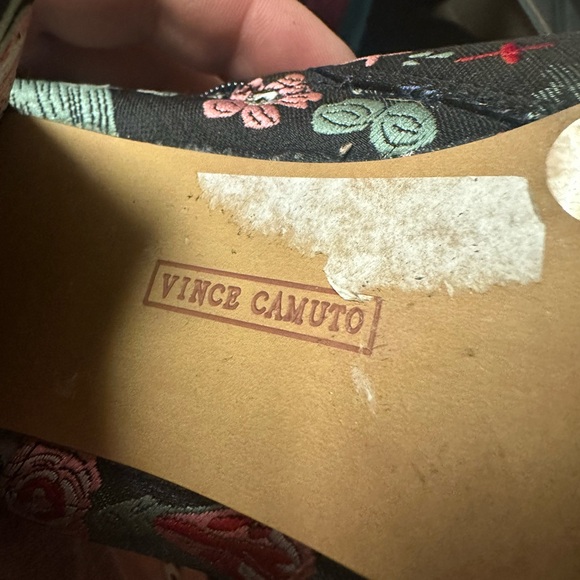 Vince Camuto Black Floral Embroidered‎ Ankle Boots - Picture 9 of 10